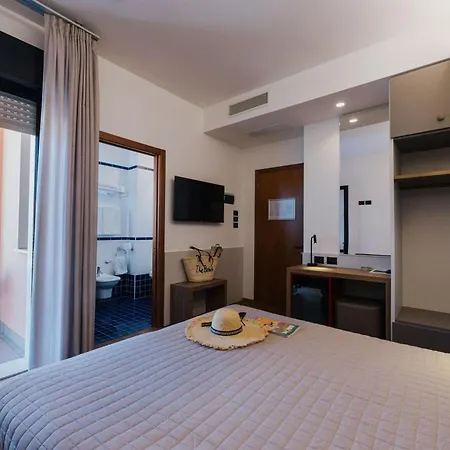 Hotel La Serena Bibione Exterior photo